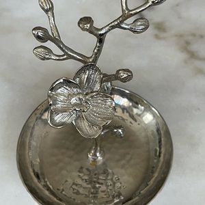 Michael Aram Ring Holder